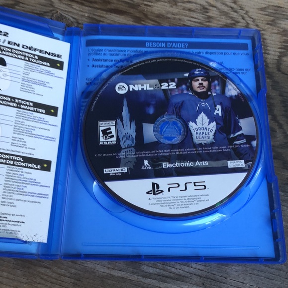 PS5 - NHL 22 - Picture 3 of 3